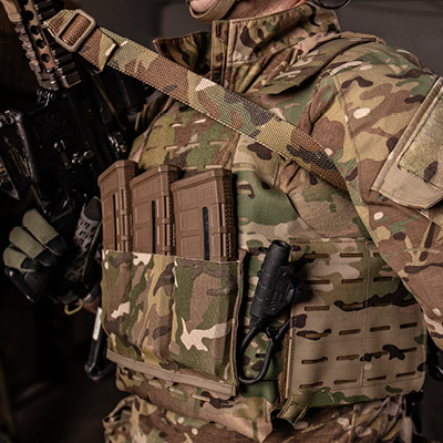 Multicam 3 Mag Pouch on Soldier
